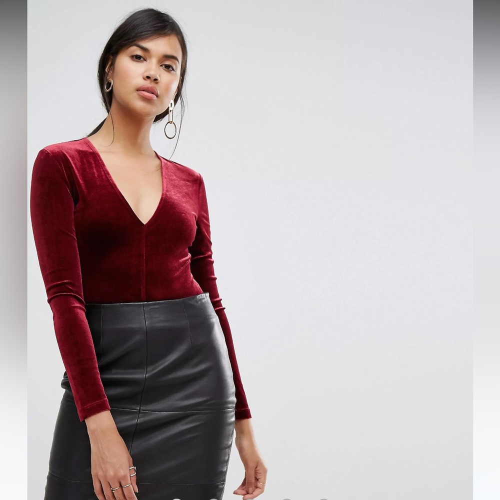 Ivyrevel Velvet Long Sleeved Cropped Top With Deep V Front - Dark Wine - XS
